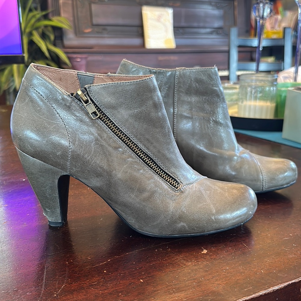Miz Mooz ankle boots